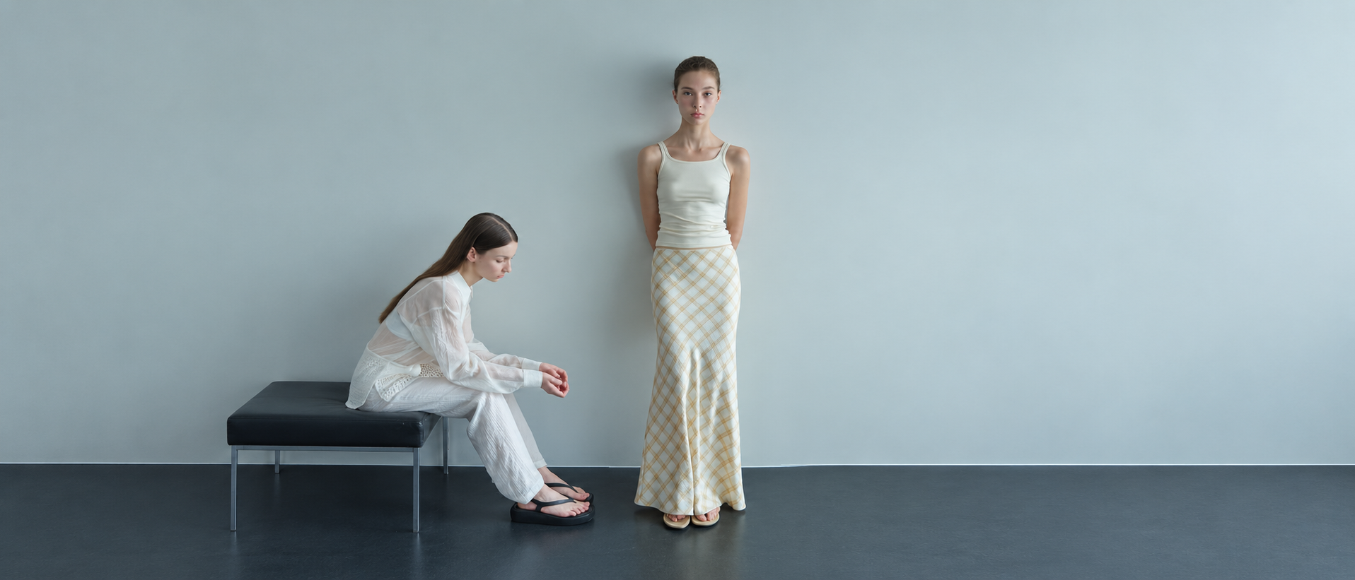 Modern womenswear from heqvado.com